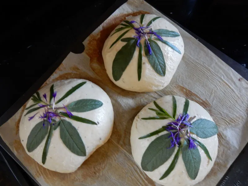 Decorated White bread